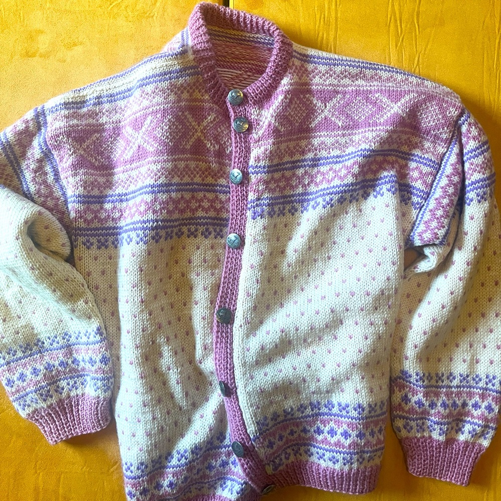 Beautiful handknit 100% wool sweater